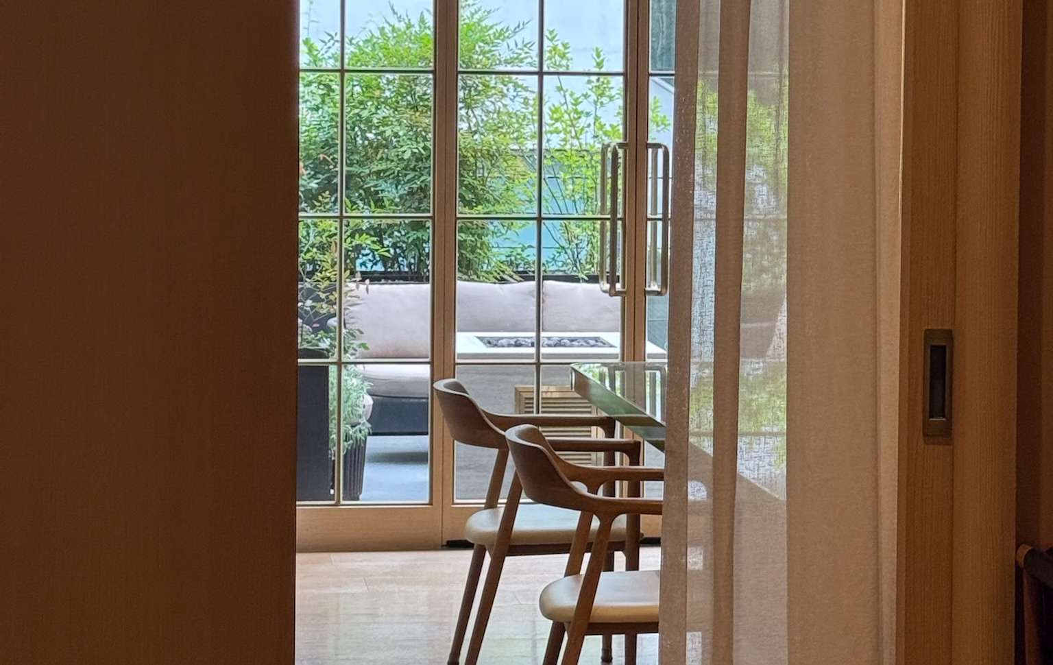 Wooden furniture, best furniture what to buy