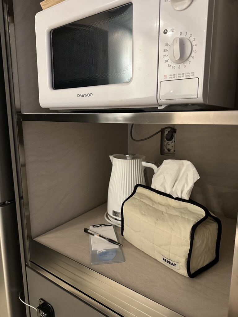 Quilted Tissue Cover that elevate elegance