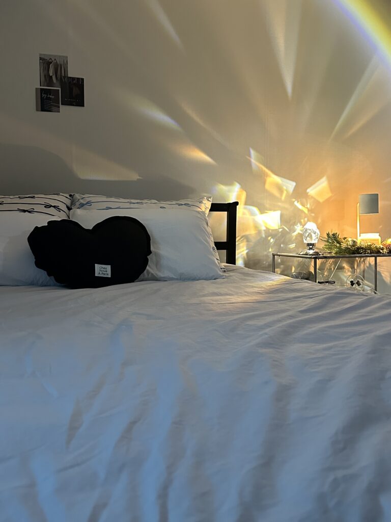 Guest bedroom essential items