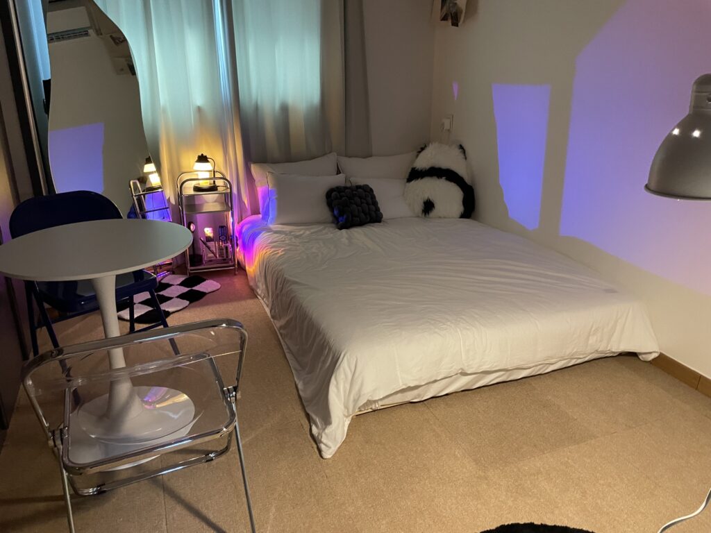 linen texture blackout curtains and sheer inner curtains enhance the experience